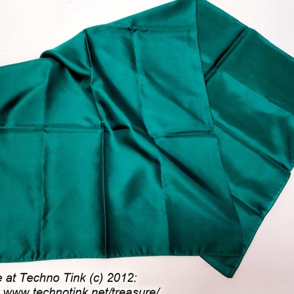 Premium Silks 36 " (Green) by Magic by Gosh - Picture 8 of 9